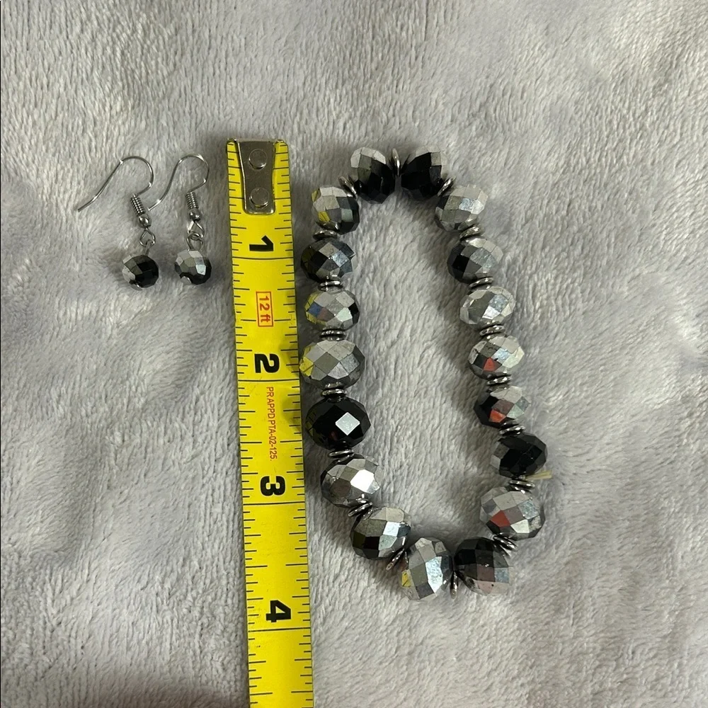 Elegant Silver and Black Jewelry Set